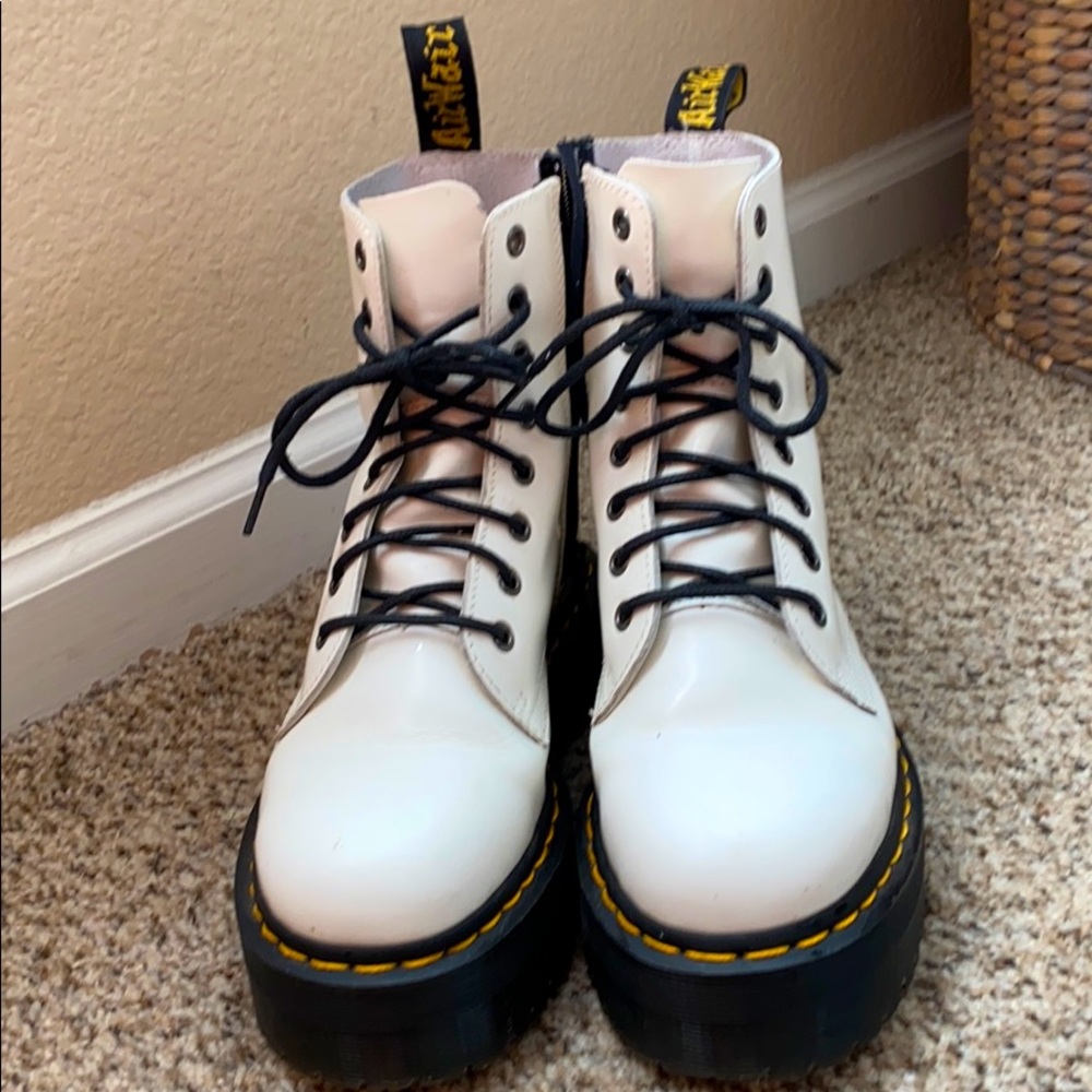 White Platform JADON Dr. Martens